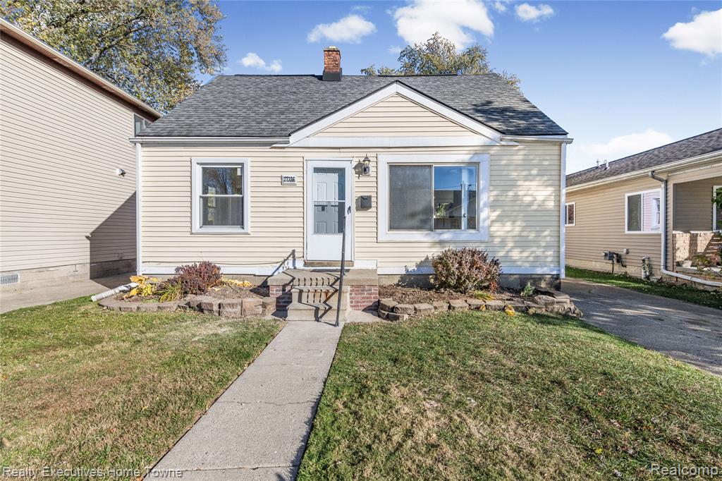 27336 Ridgewood Street Roseville, MI 48066 - Photo 3 of 24