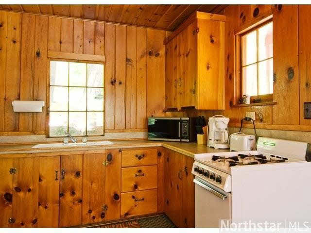 5445 Lower 10 Mile Lake Road Northwest, Unit 7 Hackensack, MN 56452 - Photo 6 of 17