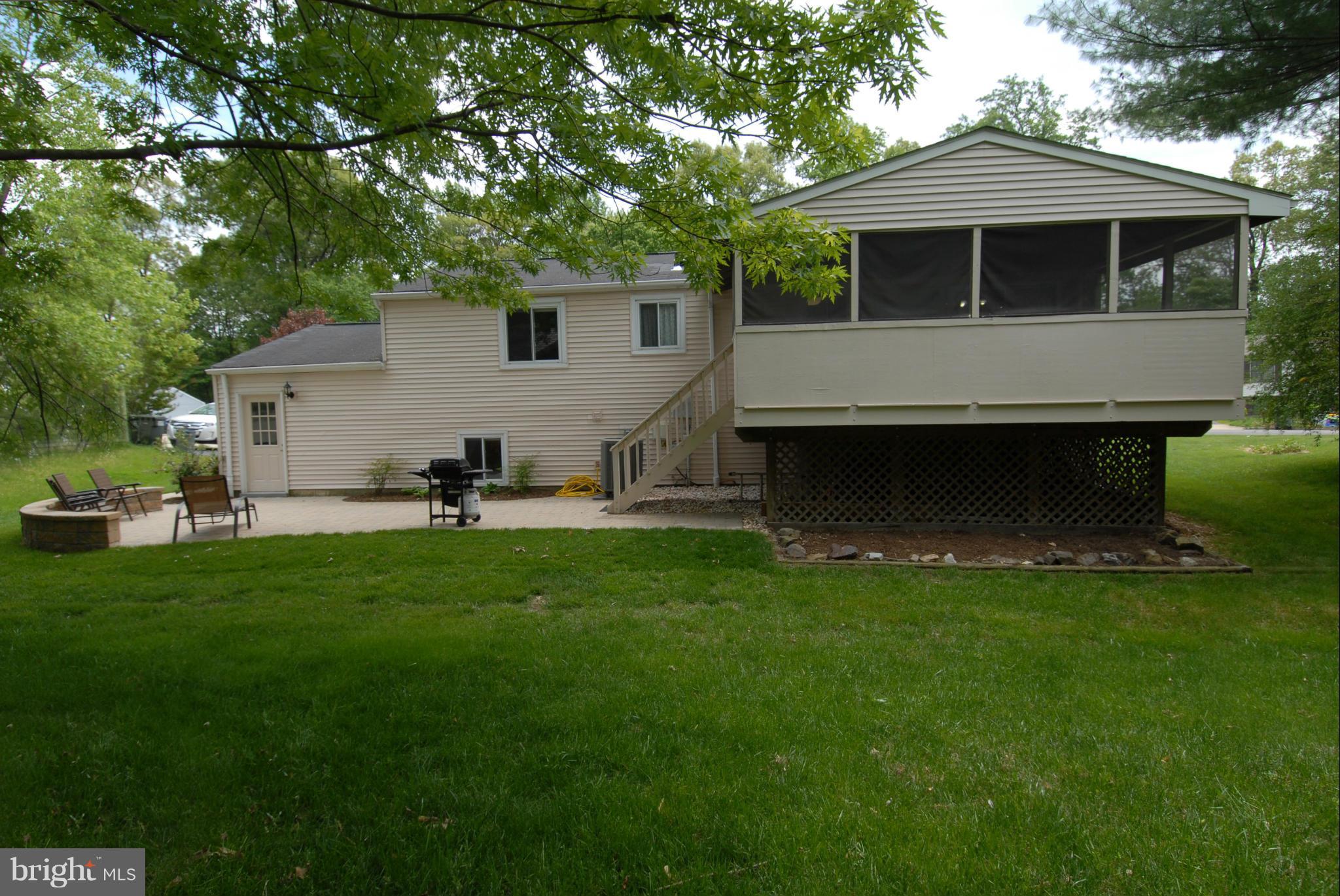 5805 Heming Avenue Springfield, VA 22151 - Photo 29 of 30 Exterior (Rear)