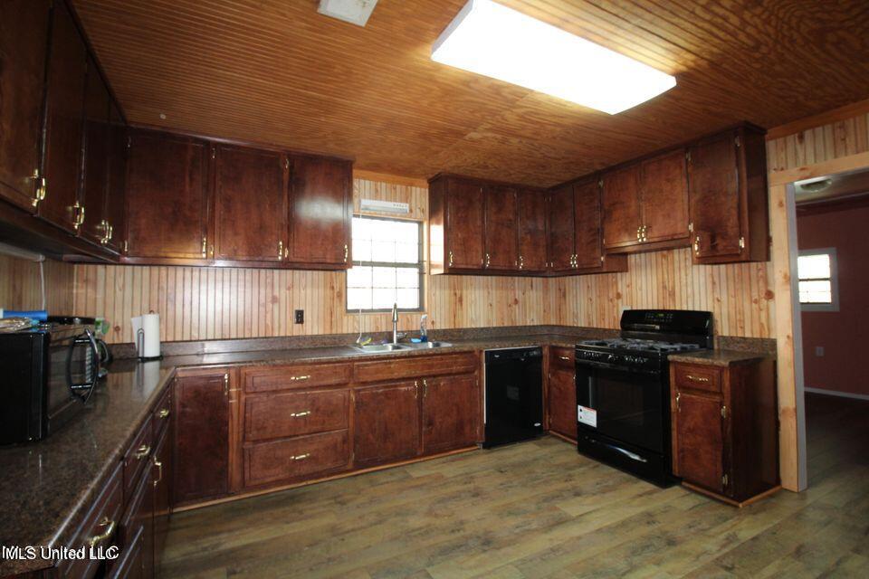 130 Long Leaf Road Lucedale, MS 39452 - Photo 5 of 19 20220314022929768481000000-o