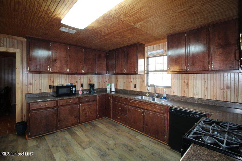 130 Long Leaf Road Lucedale, MS 39452 - Photo 6 of 19 20220314023034054132000000-o