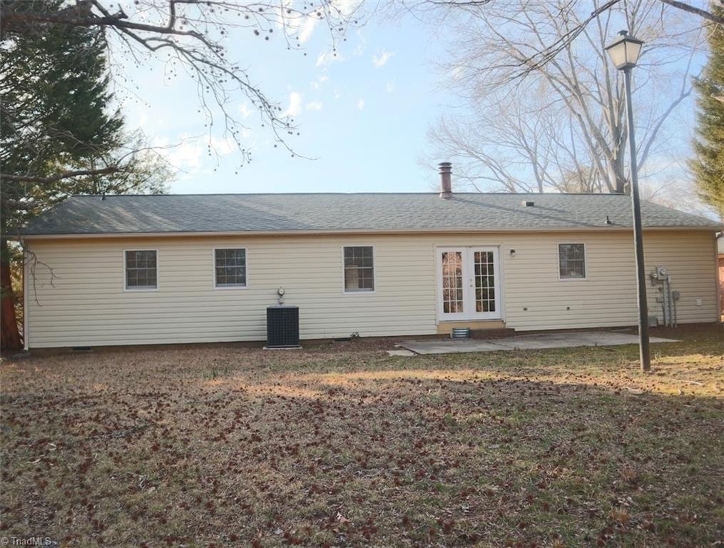 1110 Gatehouse Road High Point, NC 27262 - Photo 3 of 7 Gallery Image 3