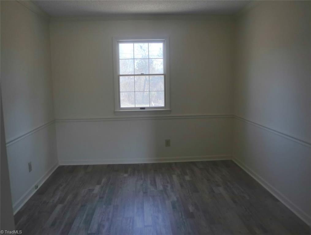 1110 Gatehouse Road High Point, NC 27262 - Photo 5 of 7 Gallery Image 5