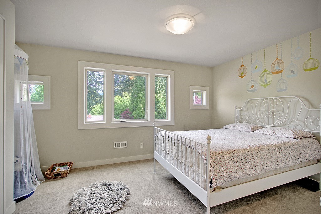 1727 Nile Avenue Northeast Renton, WA 98059 - Photo 12 of 17