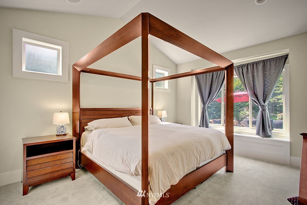 1727 Nile Avenue Northeast Renton, WA 98059 - Photo 10 of 17