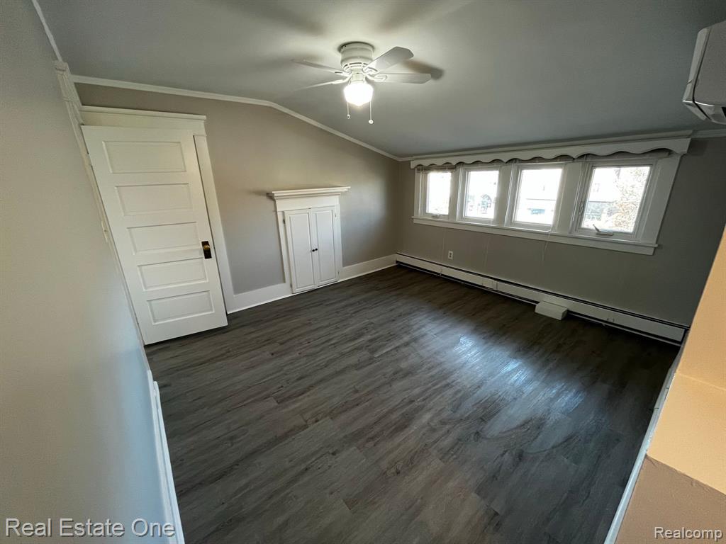 817 North Main Street Rochester, MI 48307 - Photo 8 of 25