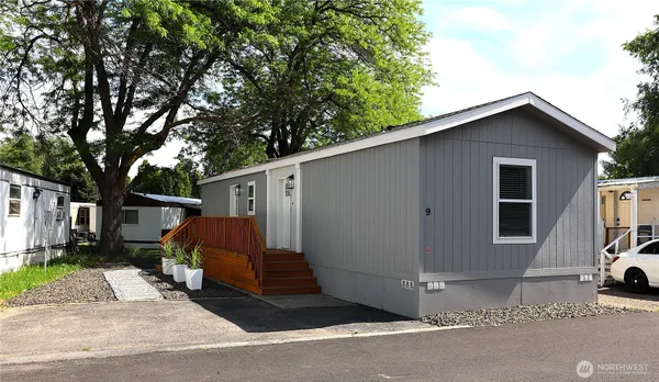 $99,500 | 1060 North Wenas Road, Unit 9, Selah, WA 98942