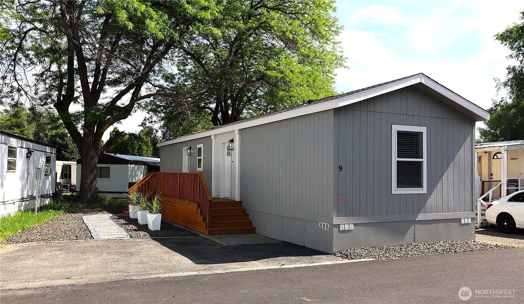 1060 North Wenas Road, Unit 9 Selah, WA 98942 - Photo 1 of 18