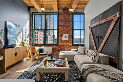 $620,000 | 63 Melcher Street, Unit 307, Boston, MA 02210