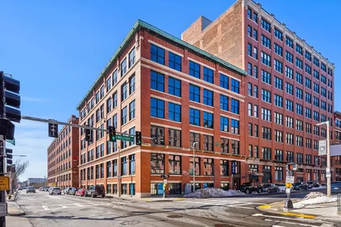 $620,000 | 63 Melcher Street, Unit 307, Boston, MA 02210