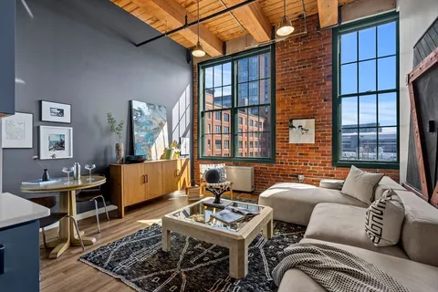 $620,000 | 63 Melcher Street, Unit 307, Boston, MA 02210