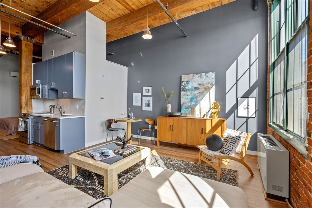 63 Melcher Street, Unit 307 Boston, MA 02210 - Photo 3 of 11