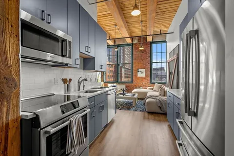 $620,000 | 63 Melcher Street, Unit 307, Boston, MA 02210