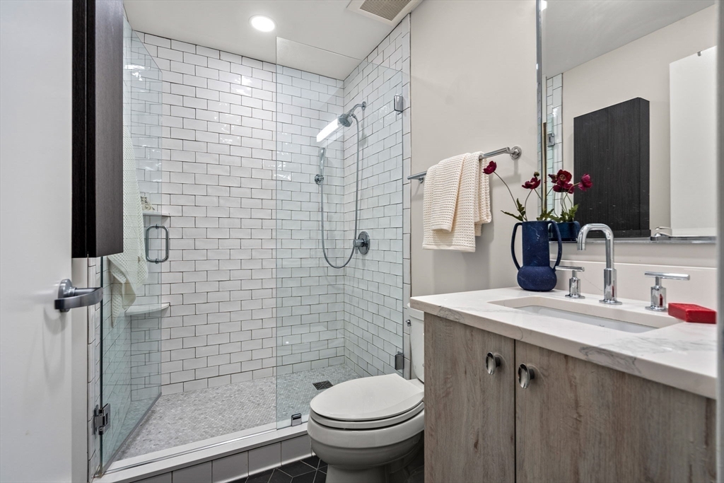 63 Melcher Street, Unit 307 Boston, MA 02210 - Photo 8 of 11