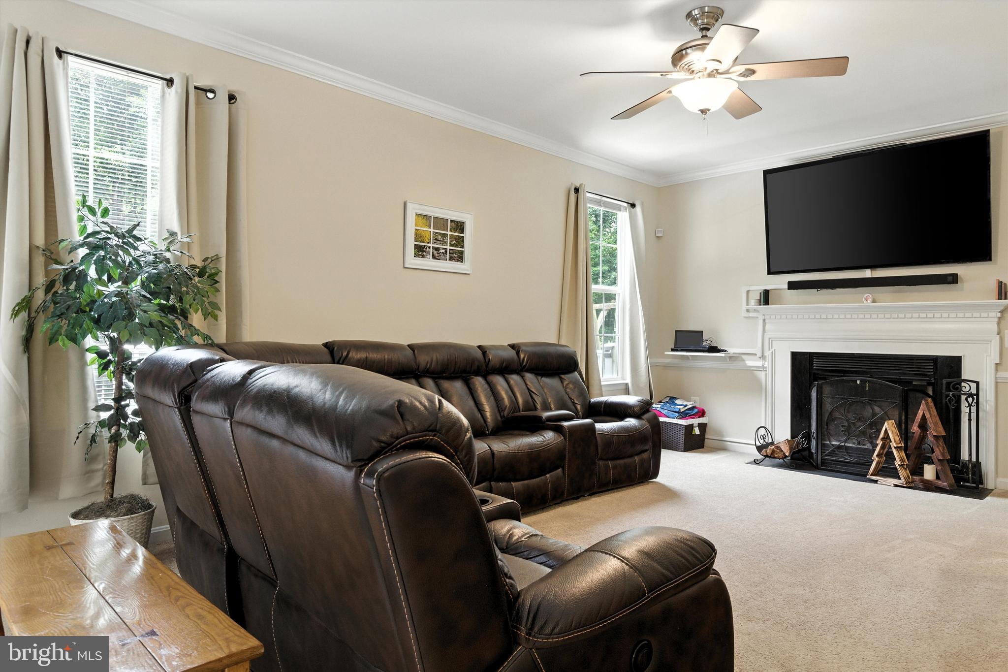 926 Nicodemus Road Reisterstown, MD 21136 - Photo 16 of 40 Main level family room