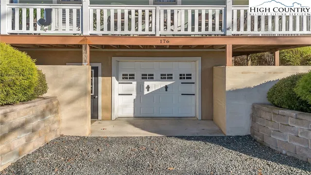 $685,000 | 176 East Creekside Lane, Jefferson, NC 28640