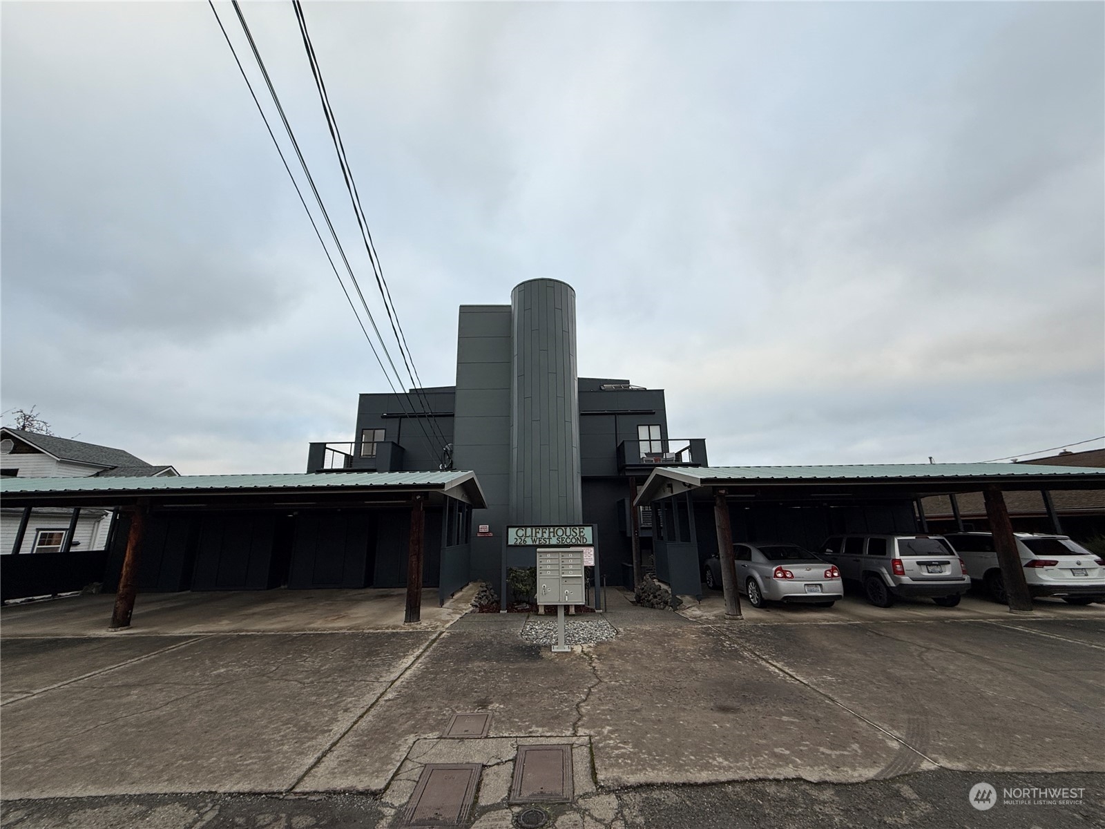 226 West 2nd Street, Unit 2 Port Angeles, WA 98362 - Photo 22 of 34