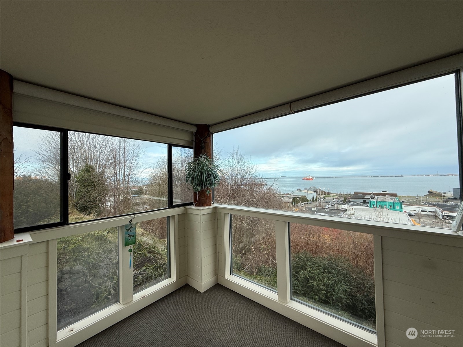 226 West 2nd Street, Unit 2 Port Angeles, WA 98362 - Photo 7 of 34