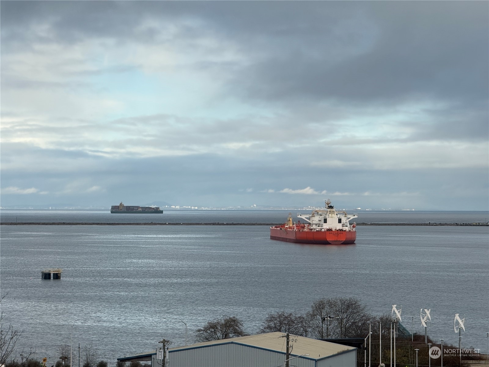 226 West 2nd Street, Unit 2 Port Angeles, WA 98362 - Photo 9 of 34