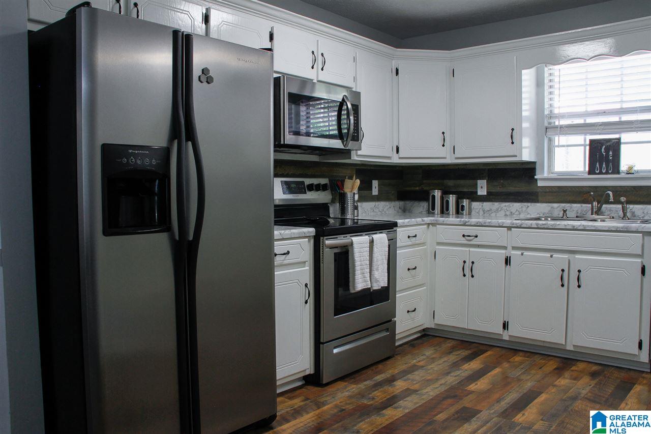 274 Jones Street Jacksonville, AL 36265 - Photo 6 of 24