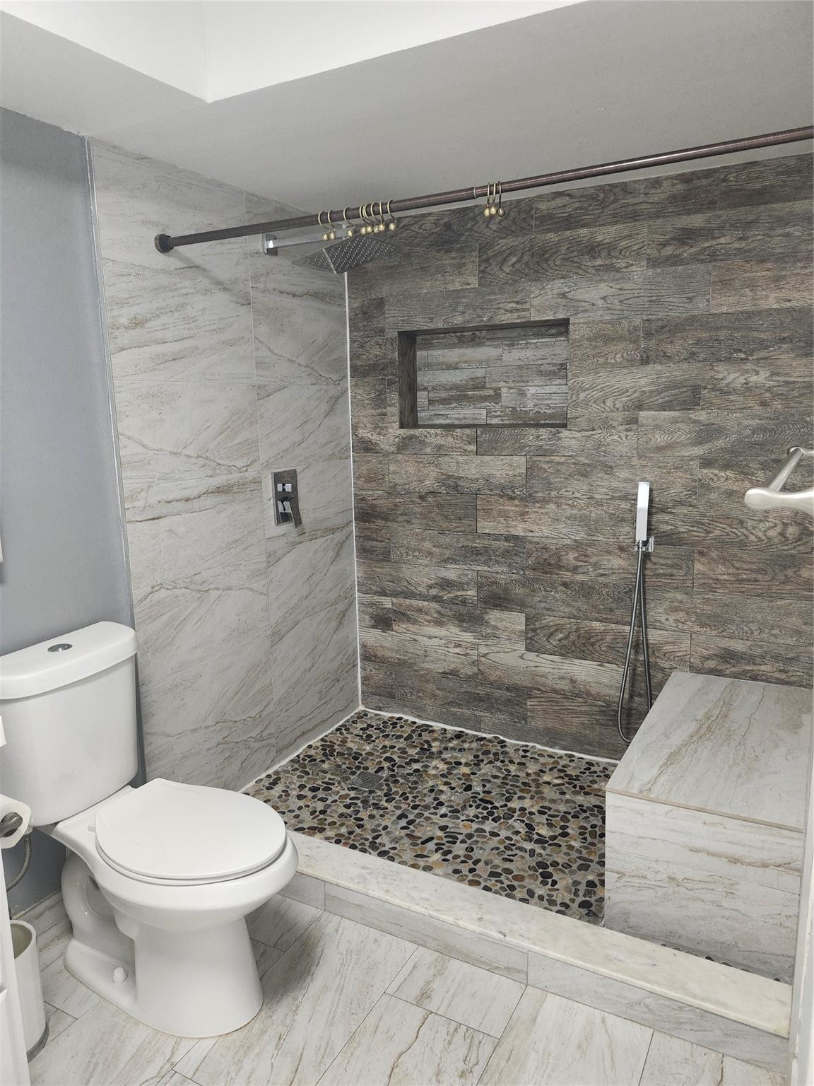 16251 Golf Club Road, Unit 212 Weston, FL 33326 - Photo 22 of 24 Photo 22