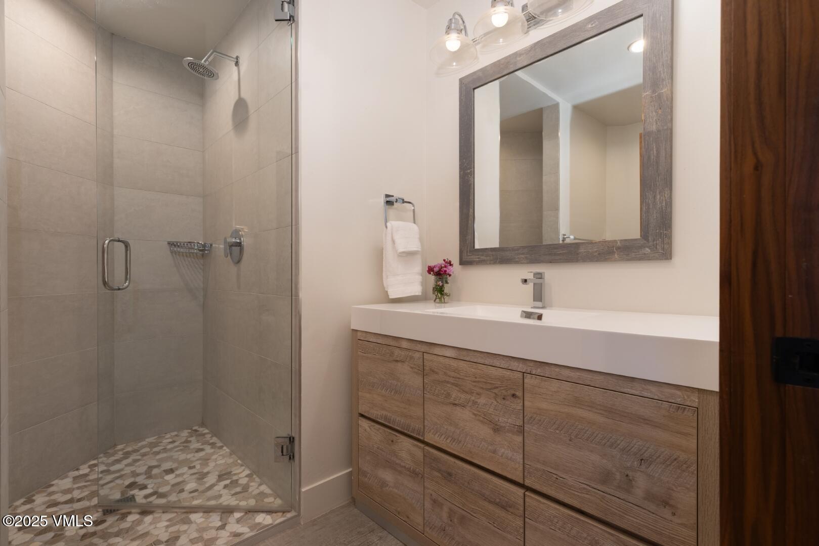 3245 Katsos Ranch Road, Unit A Vail, CO 81657 - Photo 20 of 40 13 Bathroom