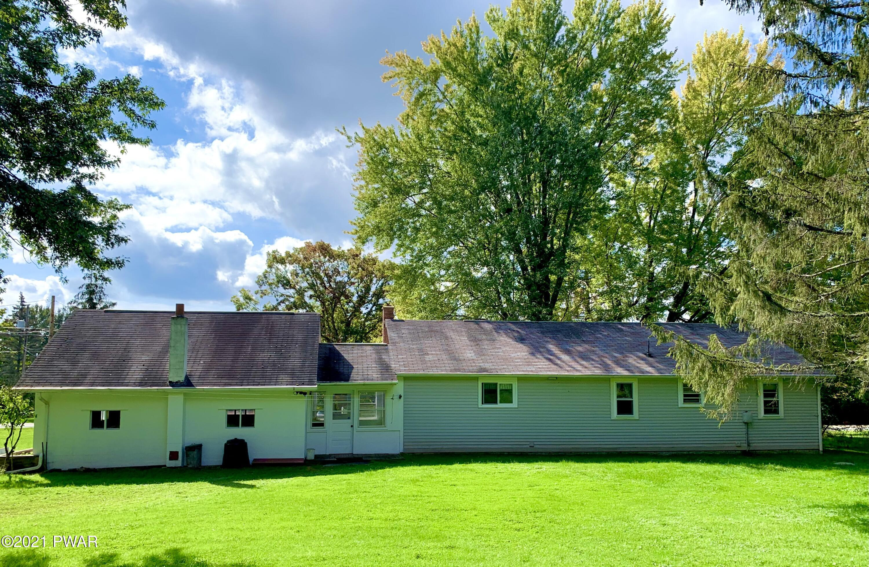 818 Long Ridge Road Hawley, PA 18428 - Photo 5 of 22 818 Long Ridge