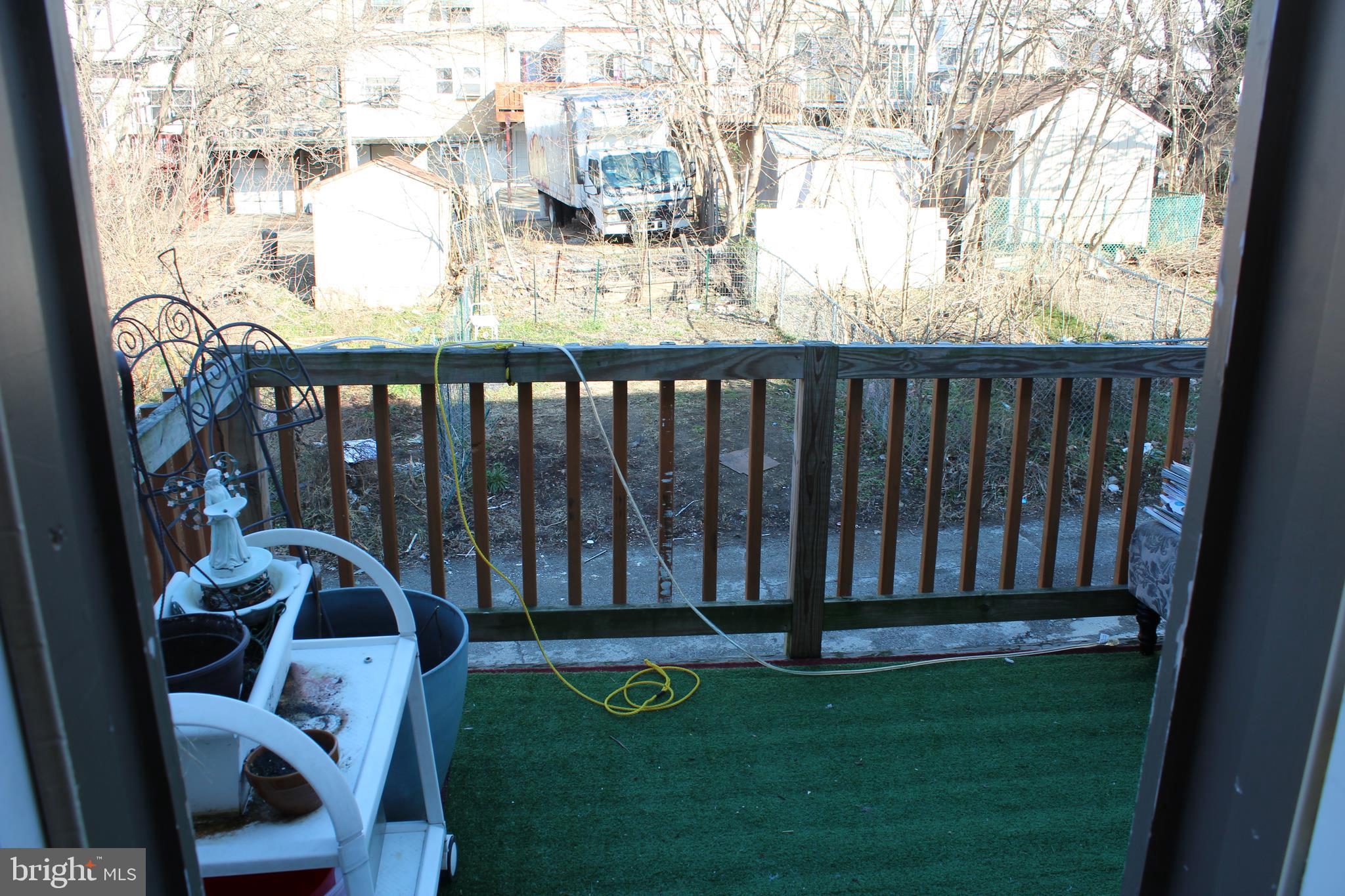 7153 Guilford Road Upper Darby, PA 19082 - Photo 8 of 25