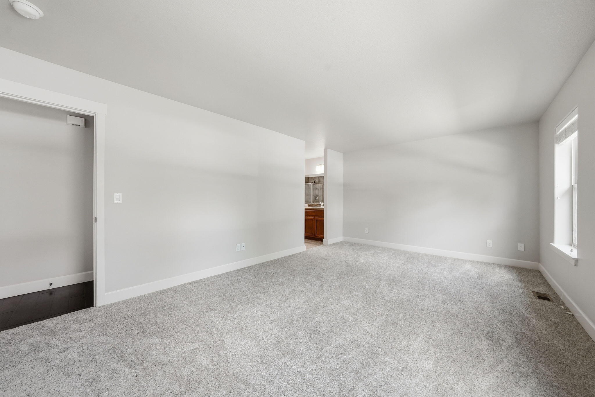 61711 Rigel Way Bend, OR 97702 - Photo 24 of 45 28-web-or-mls-Riley_Visuals_039