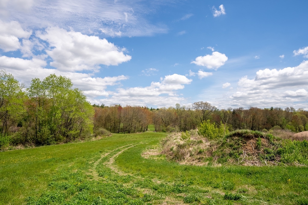 112 Sunnyside Road Southwick, MA 01077 - Photo 3 of 16