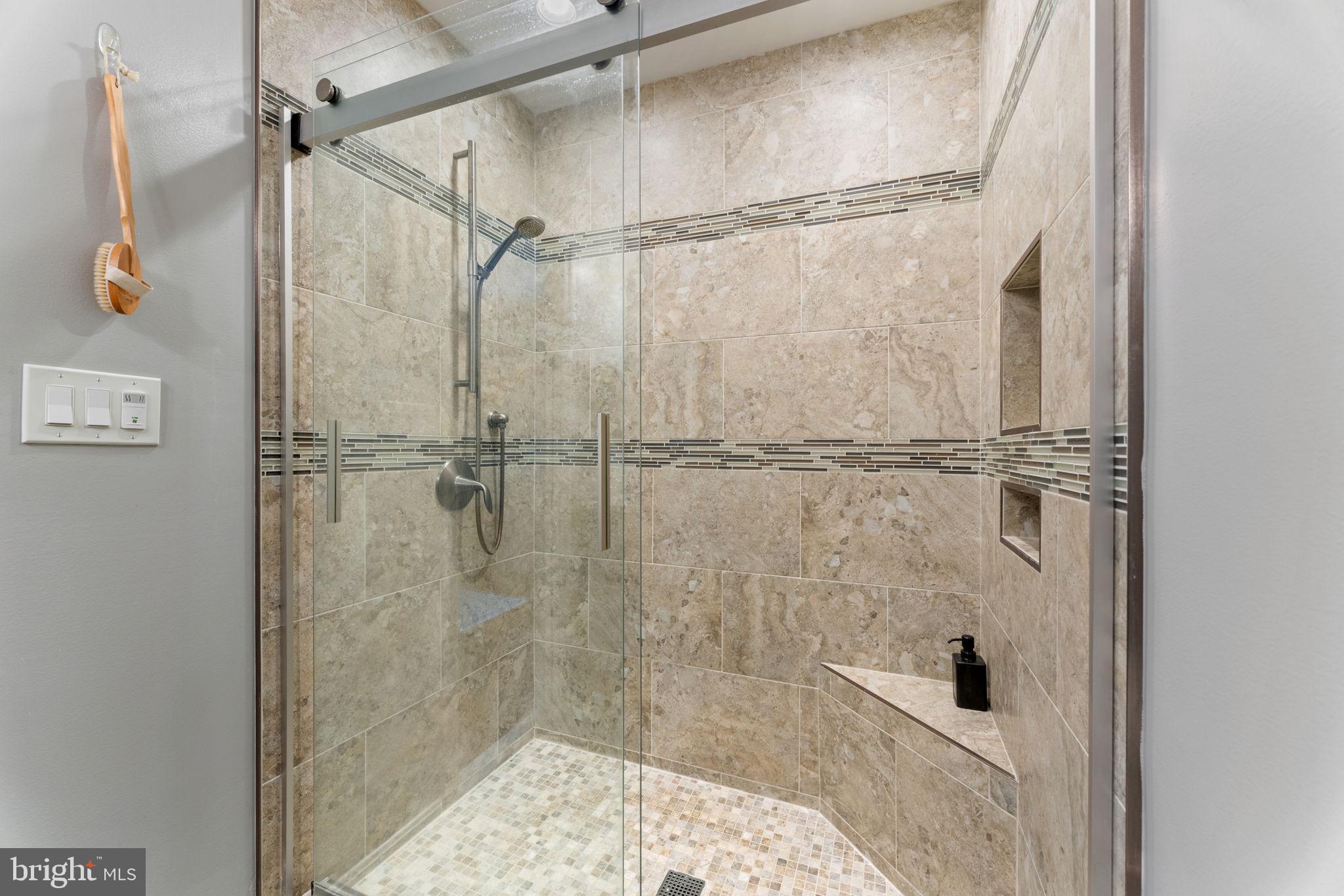 9414 Wallingford Drive Burke, VA 22015 - Photo 40 of 102