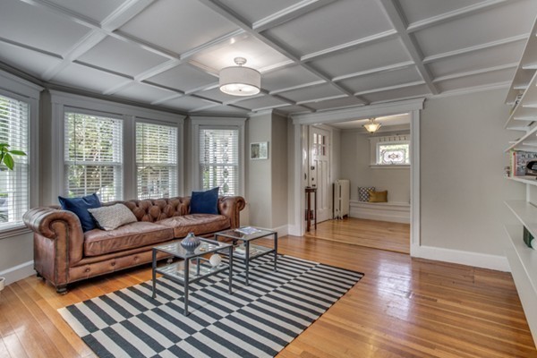 11 Thomas Road Swampscott, MA 01907 - Photo 3 of 30 Gallery Image 3