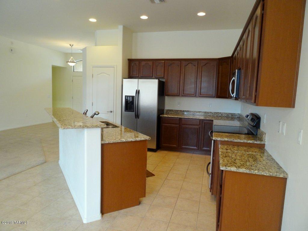 7816 East Treetop Road Tucson, AZ 85756 - Photo 9 of 33 Gallery Image 9