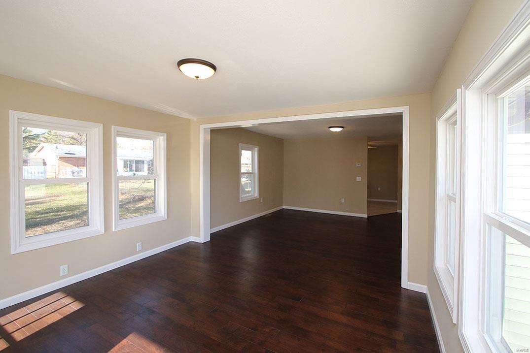 2432 Randolph Street Alton, IL 62002 - Photo 11 of 26 Gallery Image 11