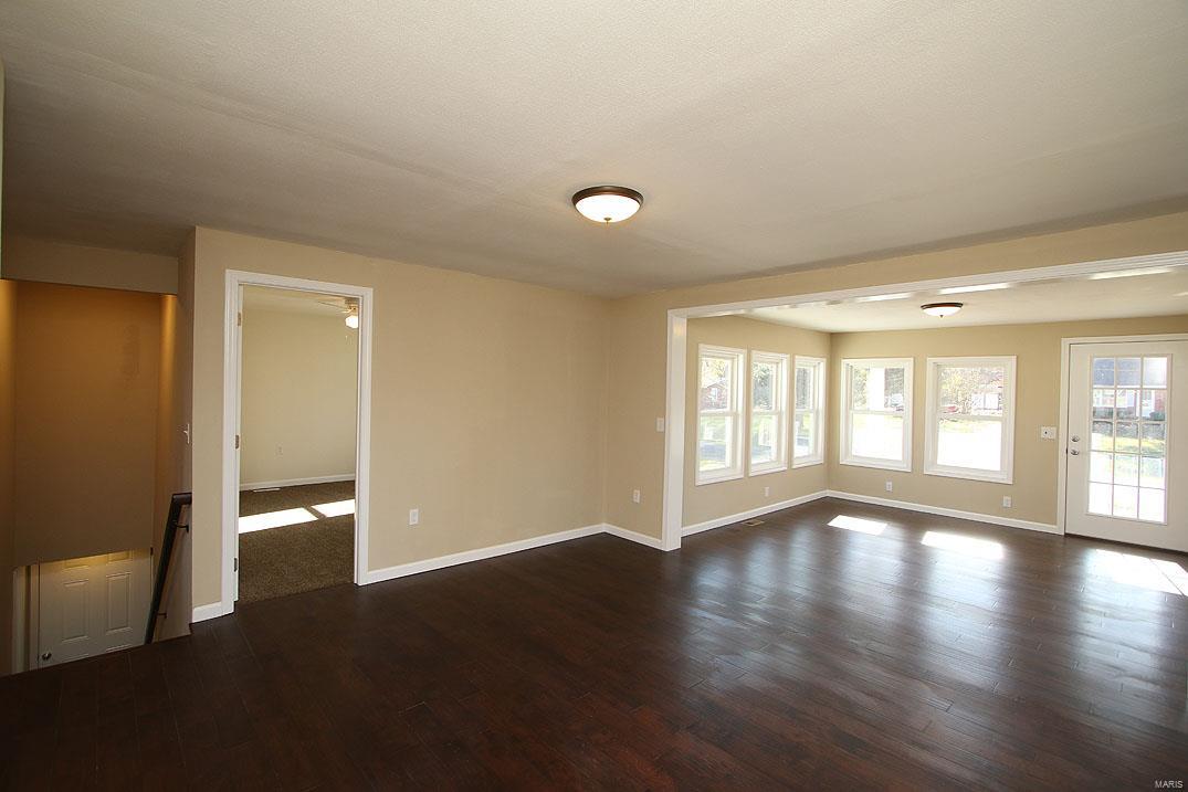 2432 Randolph Street Alton, IL 62002 - Photo 15 of 26 Gallery Image 15