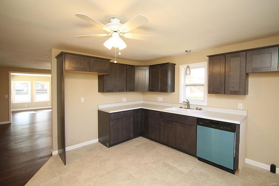 2432 Randolph Street Alton, IL 62002 - Photo 19 of 26 Gallery Image 19