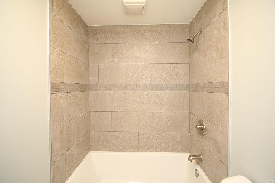 2432 Randolph Street Alton, IL 62002 - Photo 23 of 26 Gallery Image 23