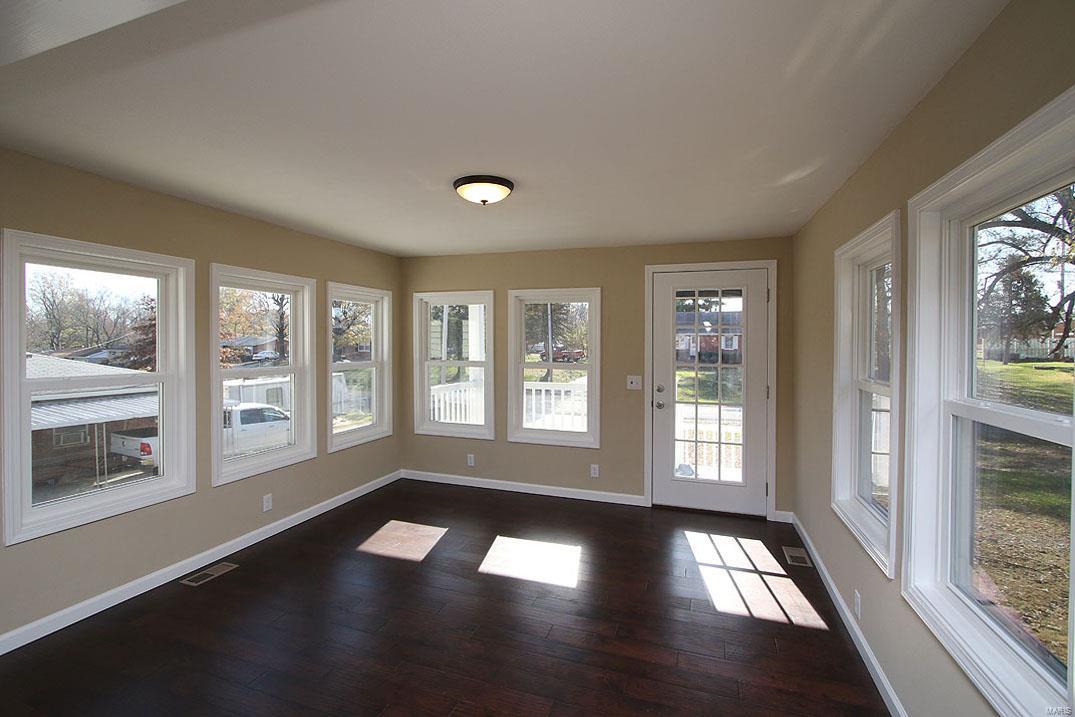 2432 Randolph Street Alton, IL 62002 - Photo 10 of 26 Gallery Image 10