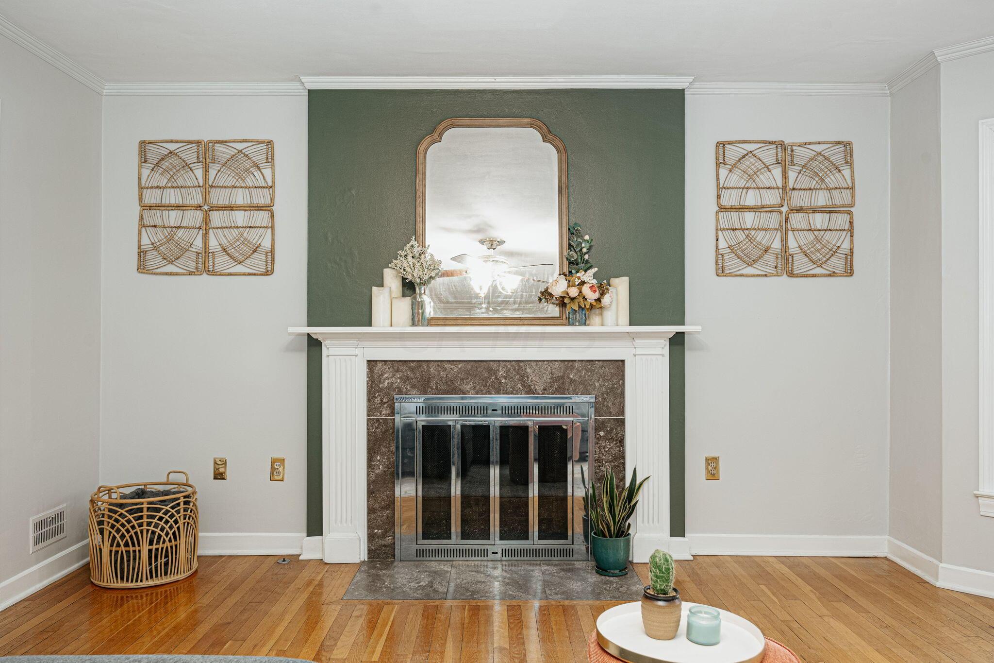 93 West Cooke Road Columbus, OH 43214 - Photo 12 of 48 11-web-or-mls-93 W Cooke Road 011