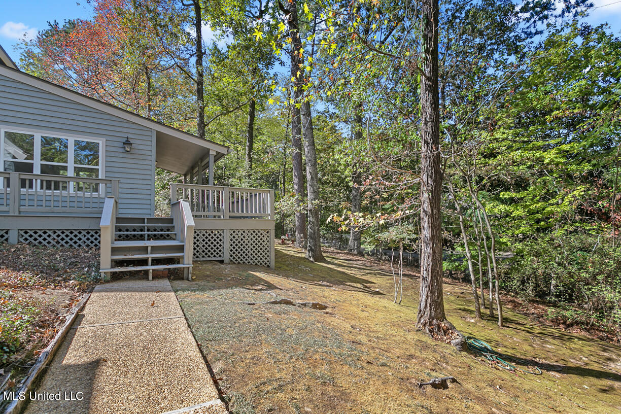 2412 Culleywood Road Jackson, MS 39211 - Photo 34 of 35 2412 Culleywood final-39