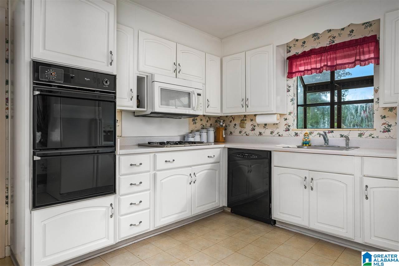 629 South Sanders Road Birmingham, AL 35226 - Photo 11 of 31
