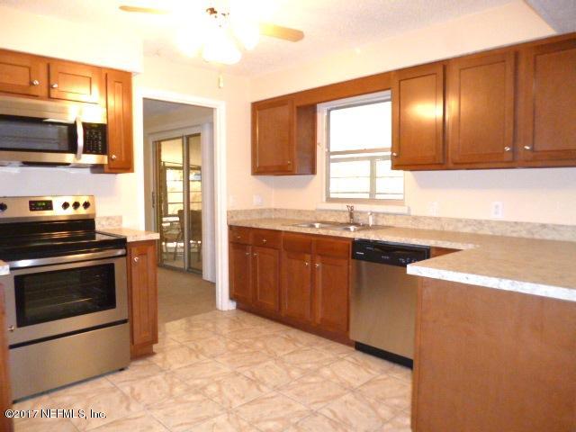 5400 Weaver Road Orange Park, FL 32073 - Photo 5 of 14 Kitchen