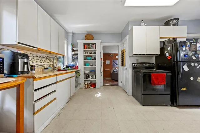 $466,000 | 11 Chadwick Place, Biddeford, ME 04005