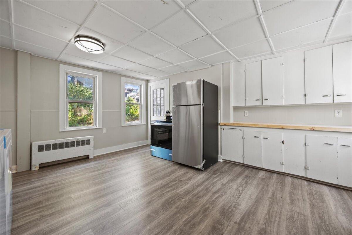 11 Chadwick Place Biddeford, ME 04005 - Photo 9 of 39 10-11 Chadwick-10