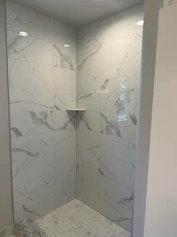 $487,770 | 50402 Oakbrooke Drive, New Baltimore, MI 48047