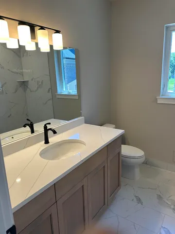 $487,770 | 50402 Oakbrooke Drive, New Baltimore, MI 48047