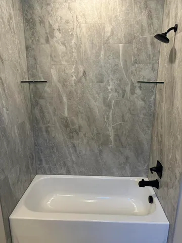 $487,770 | 50402 Oakbrooke Drive, New Baltimore, MI 48047