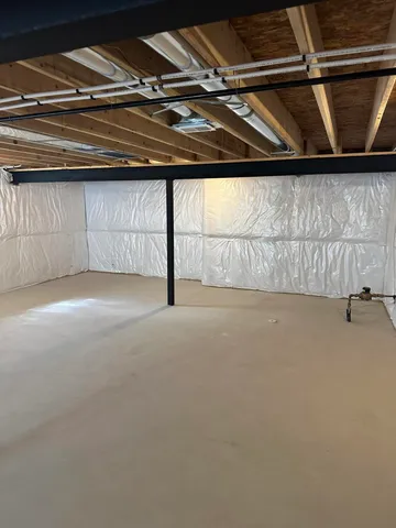 $487,770 | 50402 Oakbrooke Drive, New Baltimore, MI 48047