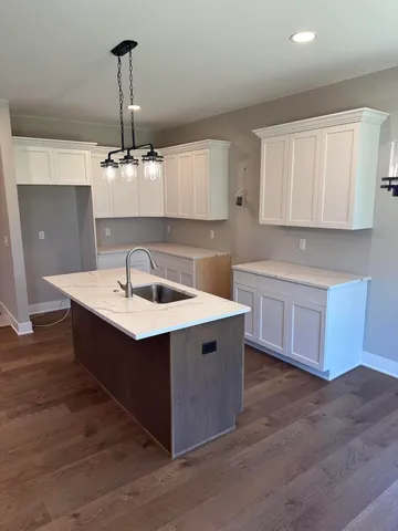 $487,770 | 50402 Oakbrooke Drive, New Baltimore, MI 48047