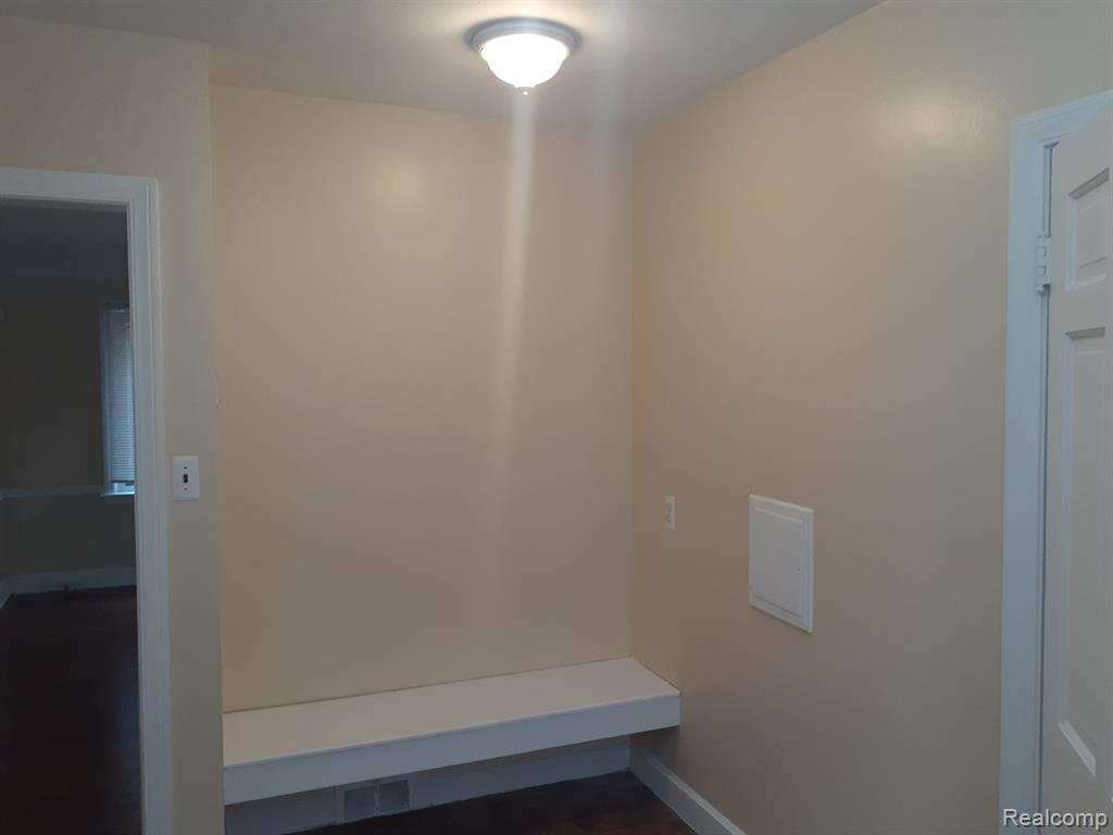 20161 Stratford Road Detroit, MI 48221 - Photo 20 of 25